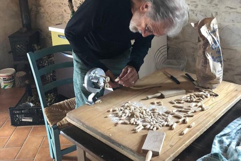 Ragusa Countryside Home Cooking Class & Meal - Setting and Atmosphere