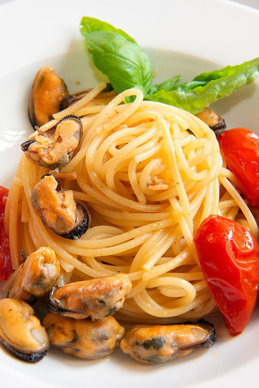 Ragusa: Market & Private Cooking Class at a Locals Home - Authentic Italian Cooking Demonstration