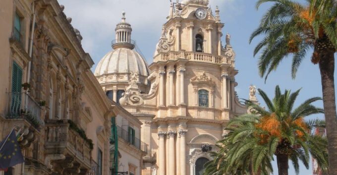 Ragusa, Noto and Chocolate Tasting - Day Tour From Siracusa - Local Chocolate Tasting