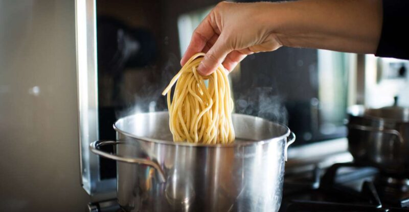 Ragusa: Pasta & Tiramisu Cooking Class at a Locals Home - Key Points