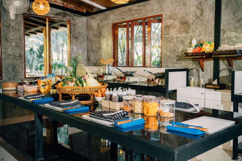 Railay: Hands-On Thai Cooking Class at Railay Beach - Learning Experience