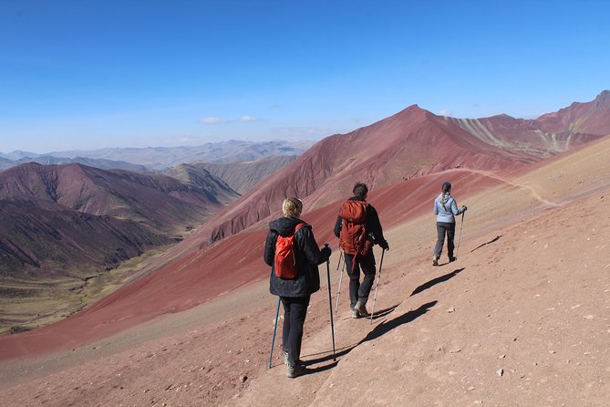 Rainbow Mountain Day Trek - Included Amenities