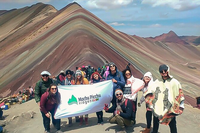 Rainbow Mountain & Red Valley Private Full Day Trek - Key Points