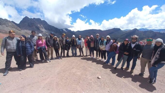 Rainbow Mountain Vinicunca Short Route + Red Valley - Customer Reviews