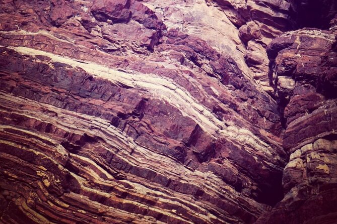 Rainbow Valley Half Day Hiking Experience - Included Services and Gear