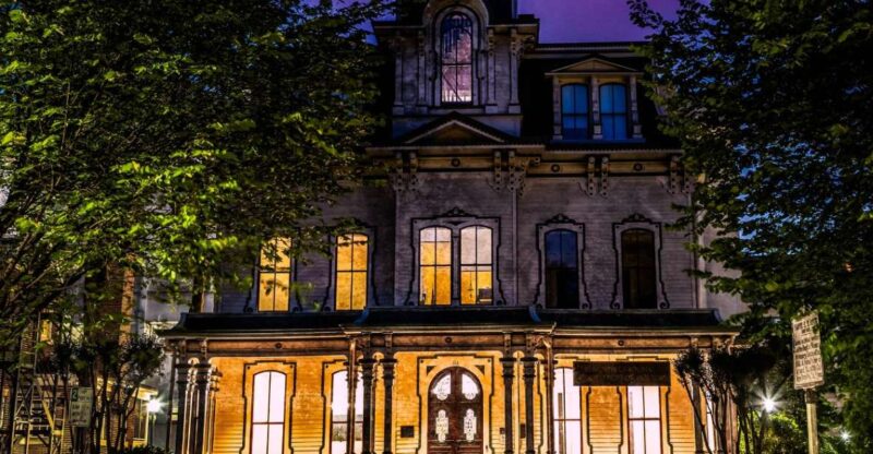 Raleigh: Ghosts and Ghouls Hauntings Walking Tour - Key Points