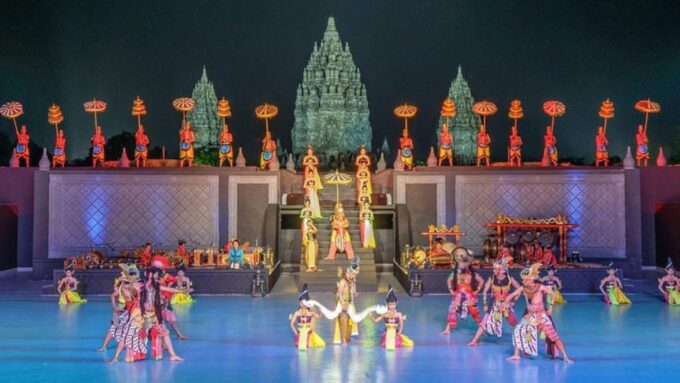Ramayana Ballet Prambanan and Visit the Temple - Tour Experience