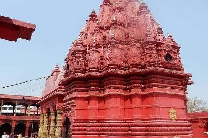 Ramnagar Fort and Museum Tour in Varanasi - Taking in Mughal History
