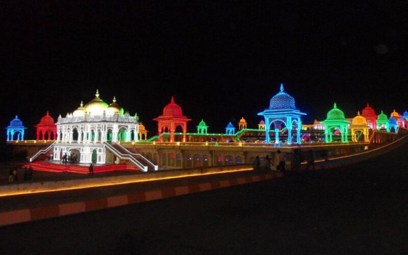 Ramoji Film City: Full Day Tour With Lunch - Inclusions