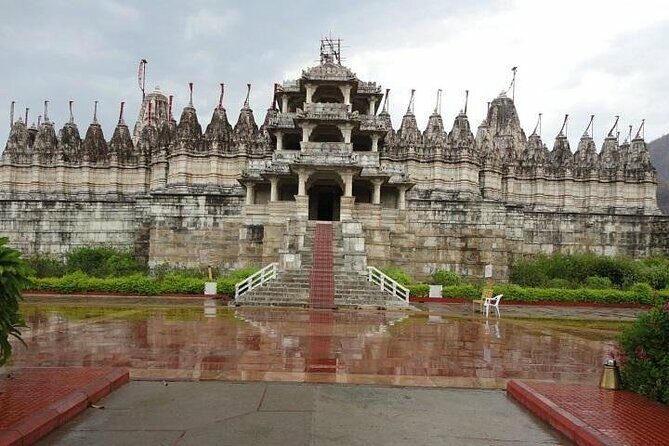 Ranakpur Jain Temple Full Day Tour from Jodhpur to Udaipur - Key Points
