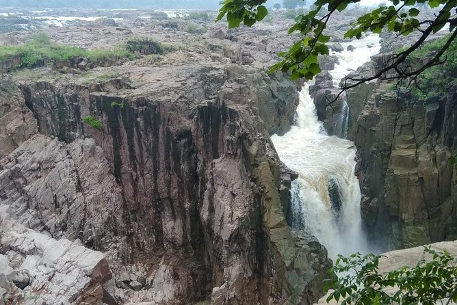 Raneh Waterfalls and Tantalizing Khajuraho Temples Tour - Good To Know