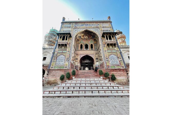 Rangeela Rikshaw Walled City Guided Tour Lahore - Meeting and End Points