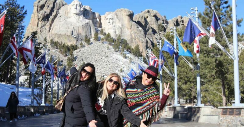 Rapid City: Black Hills Parks, Monuments & Mount Rushmore - Key Points