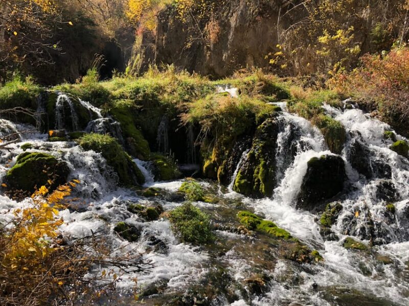 Rapid City: Devils Tower & Spearfish Canyon Private Tour - Itinerary Highlights