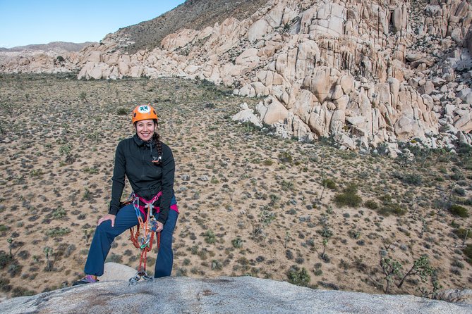 Rappelling Adventure in Joshua Tree National Park (8 Hours) - Professionally Certified Rock Climbing Guide