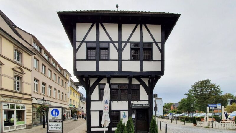 Ratingen: Self-guided Old Town Walk to Explore the City - Booking and Cancellation