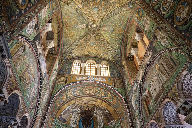 Ravenna and Its Treasures - Half-Day Walking Tour - Multilingual Guides and Transportation