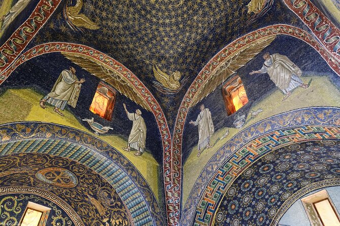 Ravenna and Its Treasures - Half-Day Walking Tour - Basilica Di Santapollinare Nuovo