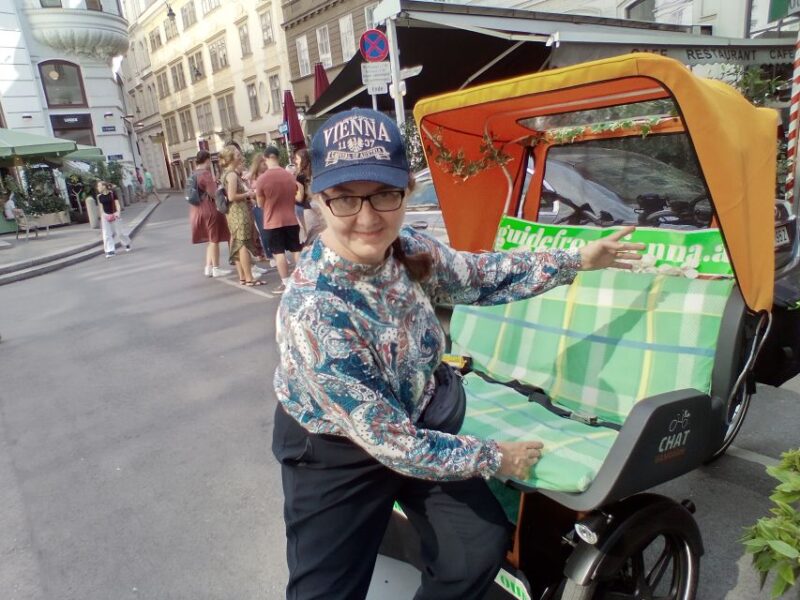 RAXI (Electric Rickshaw) Big 3 Hours Panoramic Tour Vienna - Tour Duration and Group Size
