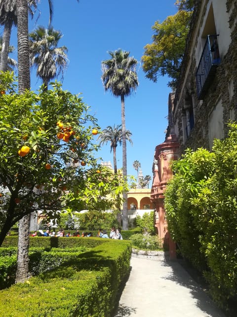 Real Alcázar of Seville Skip-the-Line Private Tour - Strolling Through the Gardens of Alcázar