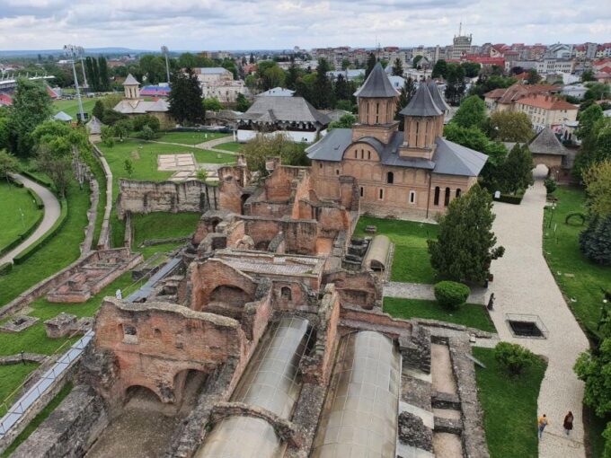 Real Dracula Princely Court and Real Draculas Fortress - Tour Features and Benefits