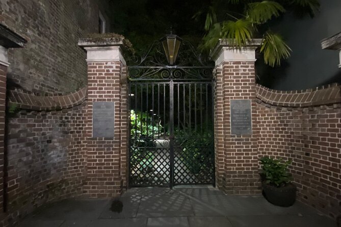 Real Hauntings of Charleston! (Small Group Ghost Tour) - What to Expect on the Ghost Tour