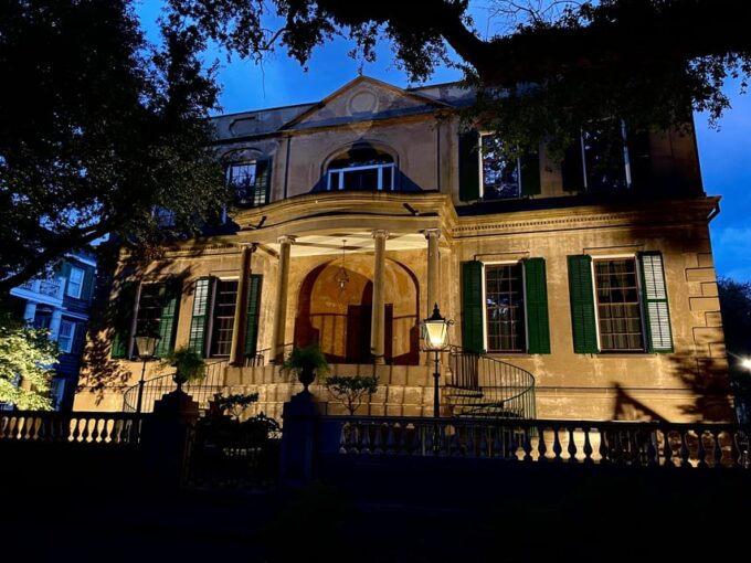 Real Savannah: Ghost and True Crime Private Walking Tour - Tour Logistics and Recommendations