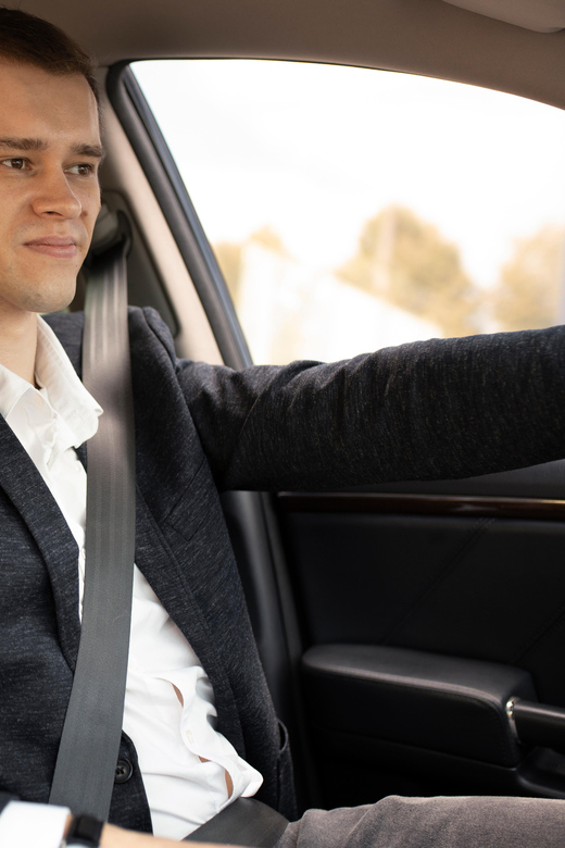 Recife to Joao Pessoa/Olinda/Pipa Private Taxi - Luxurious Vehicle Amenities