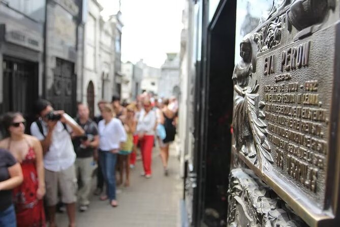 Recoleta & Cemetery: Power & Aristocracy - Key Stops and Highlights