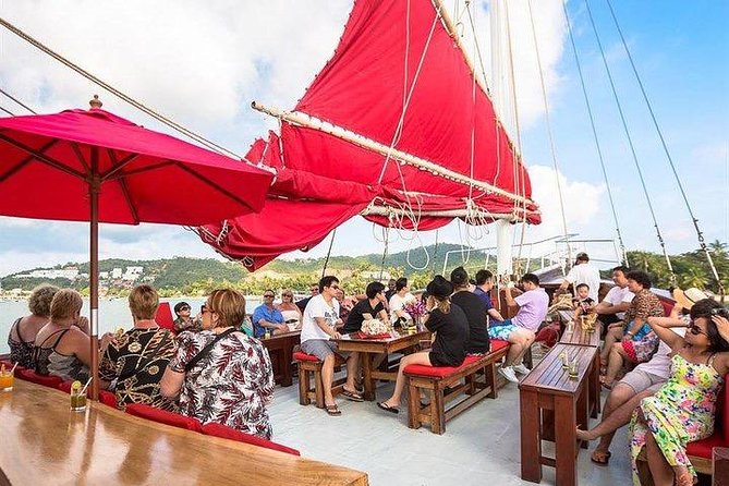 Red Baron : a Sunset Dinner Cruise From Koh Samui With Return Transfer - Culinary Offerings