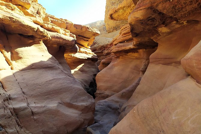 Red Canyon Jeep Tour in Eilat - Traveler Suitability
