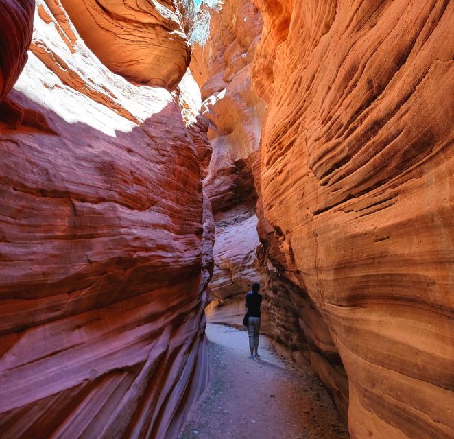 Red Canyon (Peek-a-Boo Canyon): Off-Road Jeep Tour & Hike - Booking Information