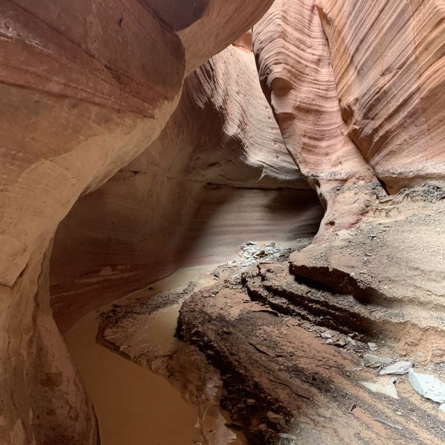 Red Canyon (Peek-a-Boo Canyon): Off-Road Jeep Tour & Hike - Exploring Peek-a-Boo Canyon