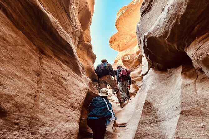 Red Canyon: Small Group Photo Tour - Tour Schedule