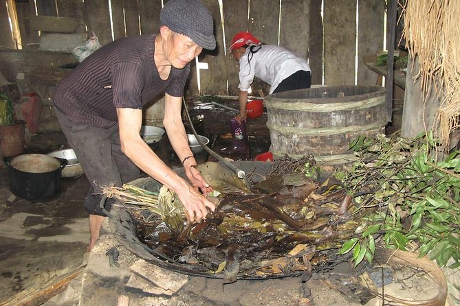 Red Dao Village Trek and Herbal Bath - Preparing for the Trek