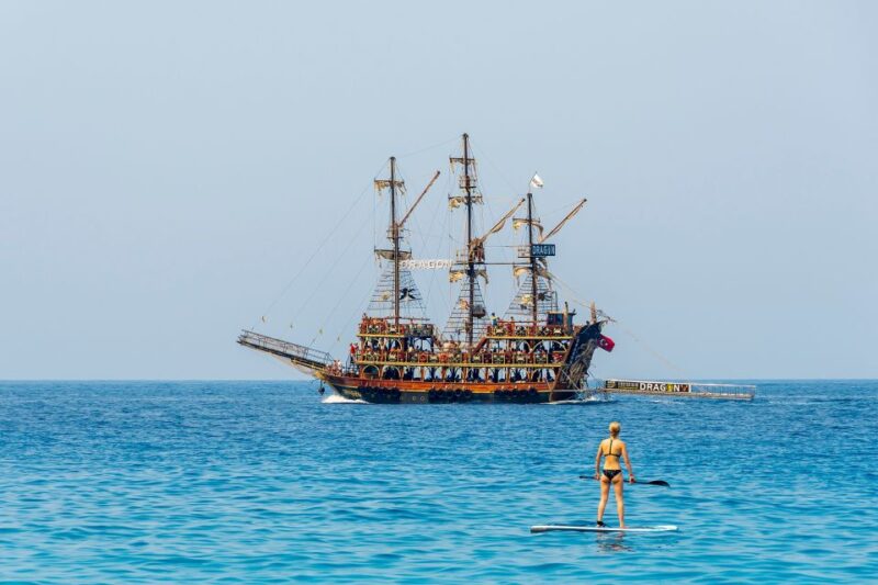 Red Dragon Pirate Boat Trip & Lunch - Itinerary and Experience