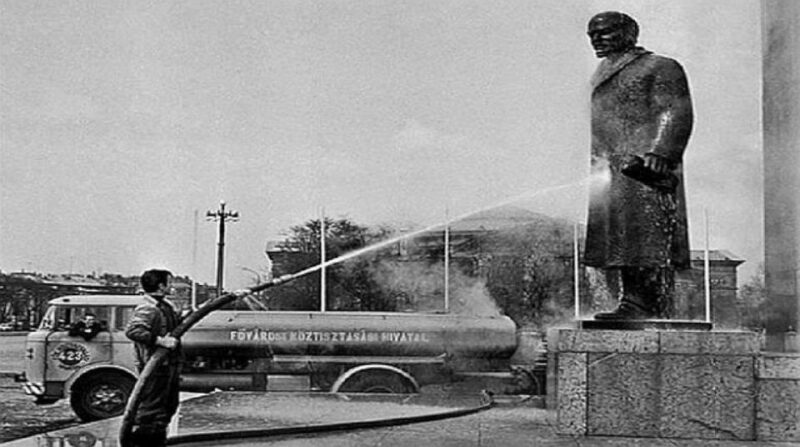 Red Journey to the Past - Historical Context