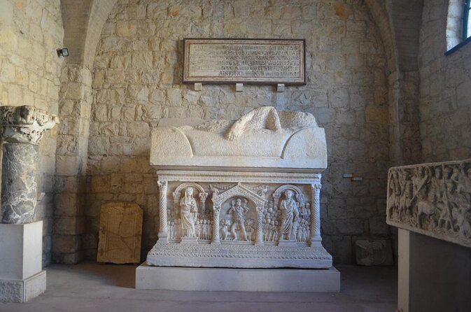 Red Line: Split Panoramic Tour With Sightseeing Bus - Inclusions and Experience