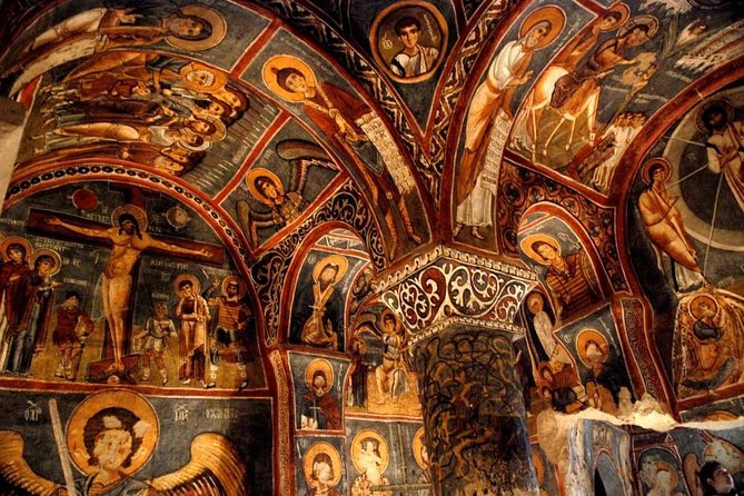 Red (North) Tour Cappadocia (Small Group) With Lunch and Tickets - Captivating Fairy Chimneys