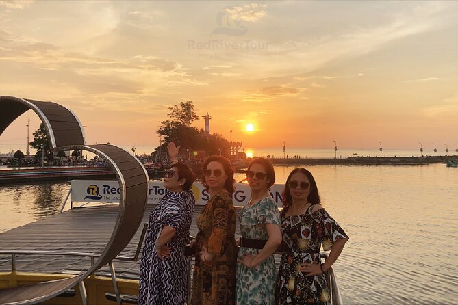 Red River Private Tour : Sunset and Night Squid Fishing - Customer Reviews