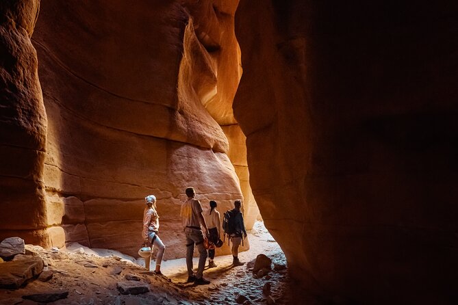 Red Rock Slot Canyon - Key Points