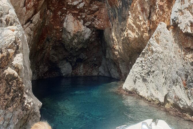 Red Rocks & Southern Side Of Hvar Private Tour - Exploring the Adriatic