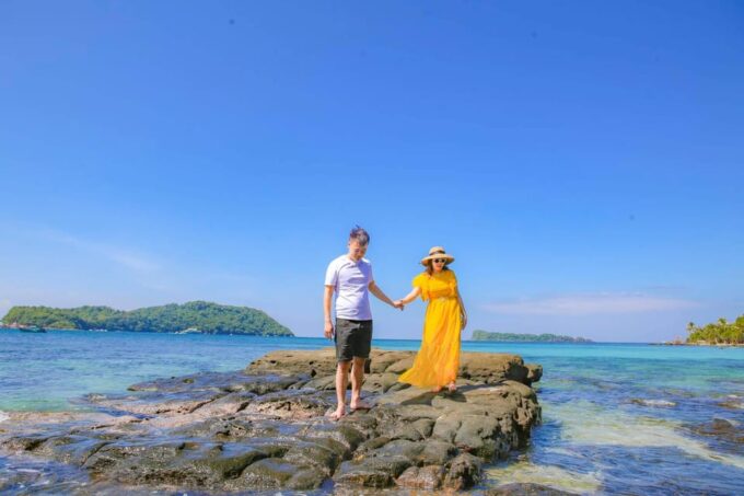 RedRiverTour - Discovery 3 Islets, Snorkeling By Speedboat - Tet Holiday Surcharge