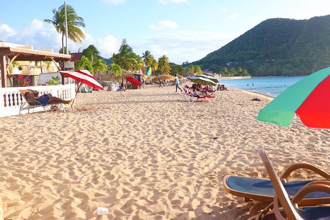 Reduit Beach Shuttle Service Round Trip - Meeting and Pickup