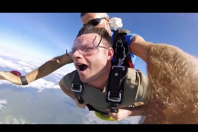 Reef and Rainforest Tandem Skydive in Cairns - Expert Tandem Instructors
