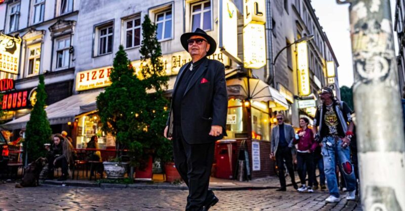 Reeperbahn Tour - Luciano the Kiezpate - Exploring the Reeperbahn With Luciano