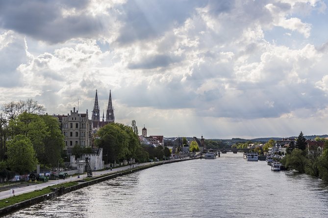 Regensburg - Classic Guided Tour - Meeting Information