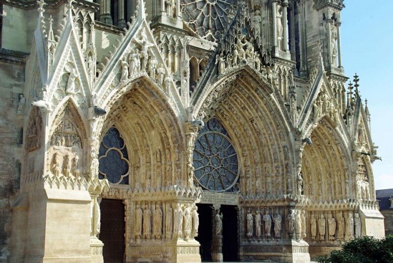 Reims: Birthday Mission Outdoor City Game - Meeting Point