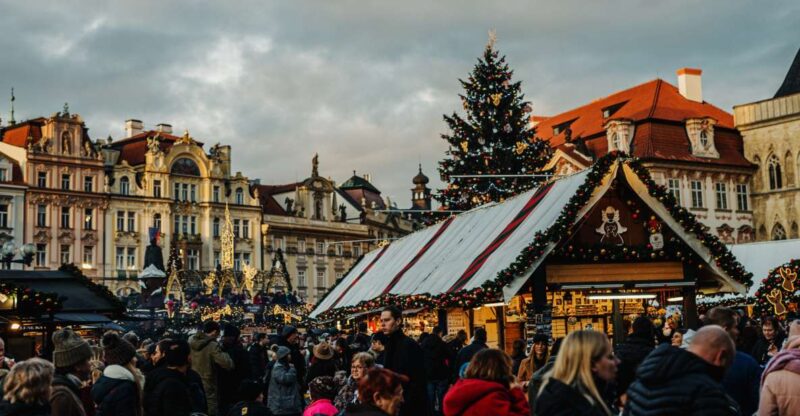 Reims: Christmas Markets Festive Digital Game - Solving Challenges for Points