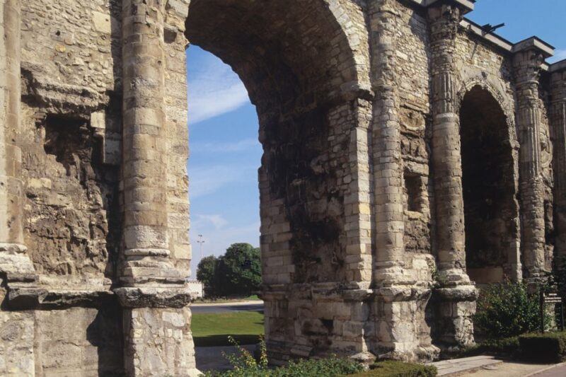 Reims: City Exploration Game and Tour - Itinerary and Sightseeing